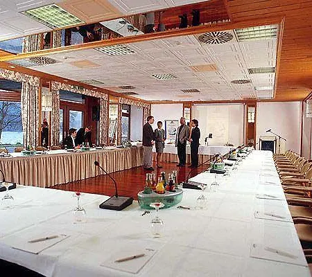 Maritim 4*