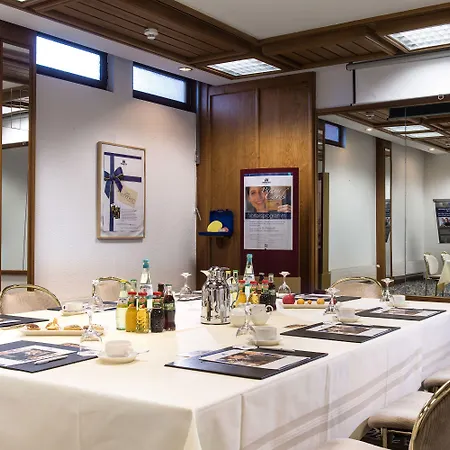 מלון Maritim 4*